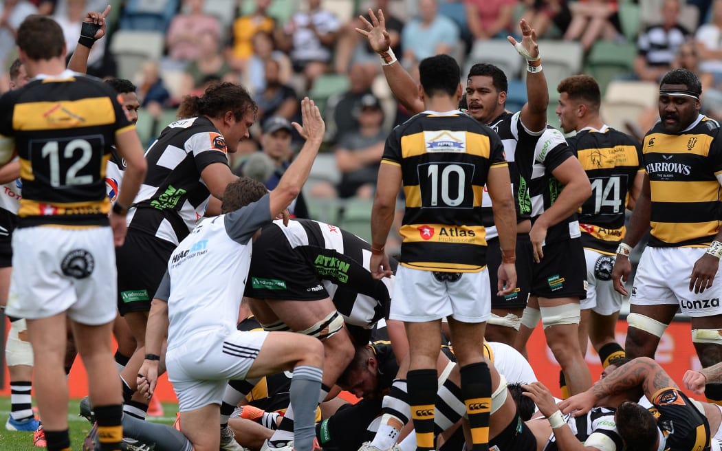 Hawkes Bay captain Ash Dixon scores a try in the Mitre 10 Cup championship semi-final against Taranaki at McLean Park, Napier, Saturday, November 21, 2020.