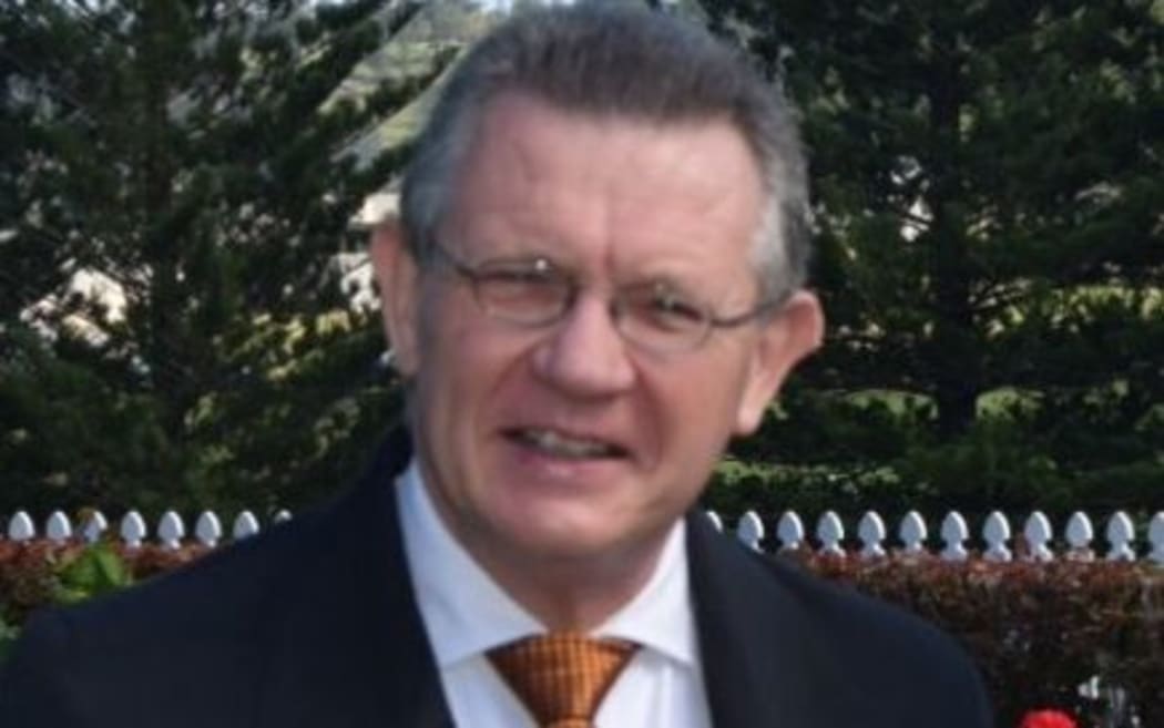 The Australian govt's administrator on Norfolk Island, Gary Hardgrave.