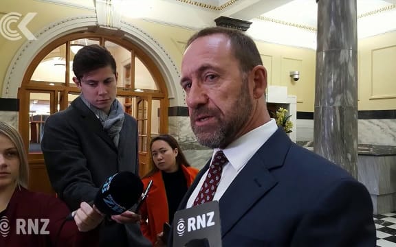 Three strike law repeal called off after NZ First refused