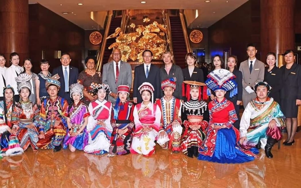 Fiji's Prime Minister Sitiveni Rabuka tours through Yunnan Province.