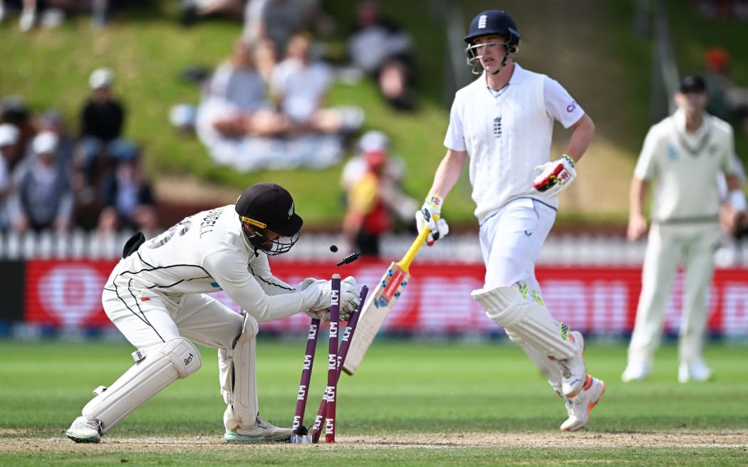 Black caps england best sale