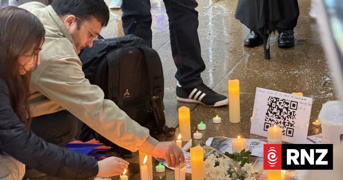 A candlelight vigil was held in Auckland's Aotea Square on Saturday in memory of the victims of Wednesday's deadly flash