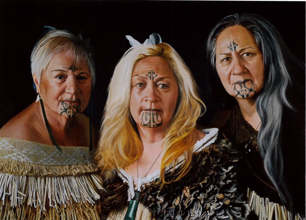 Whanganui artist Andre Bronnimann's 'Sisters' (featuring Te Rawanake, Inahaa Te Urutahi Waikerepuru and Ria Wihapi Waikerepuru) has won the 2016 Adam Portraiture Award.