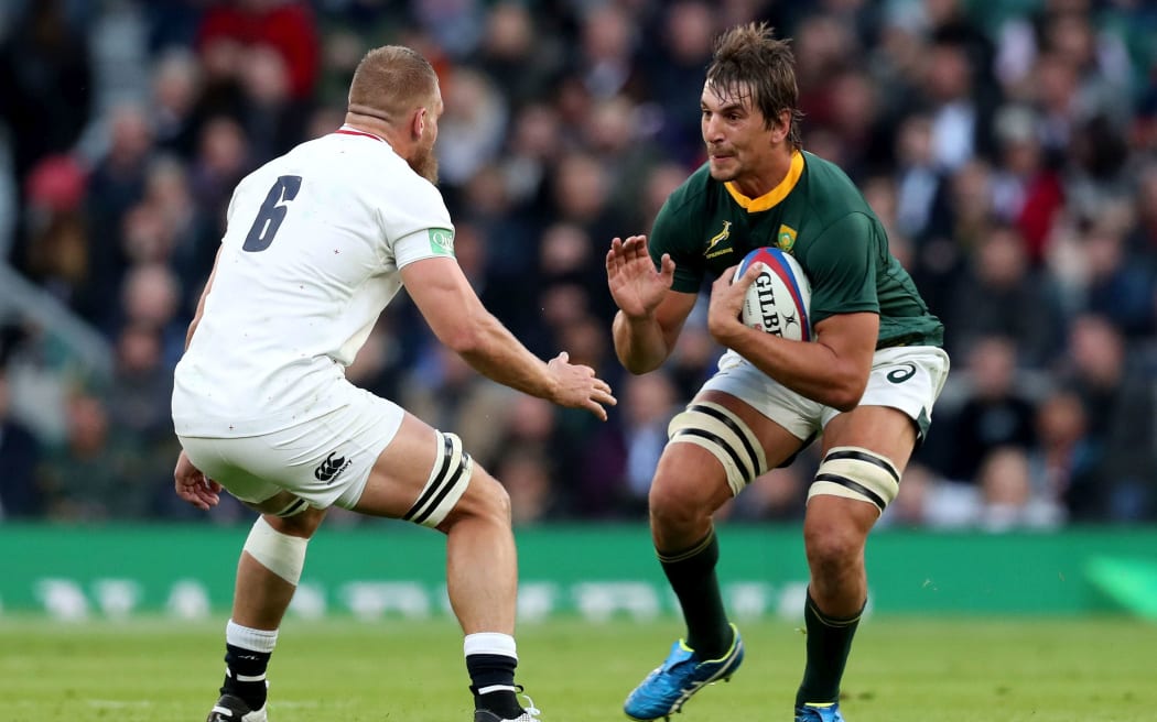 South Africa's Eben Etzebeth and Brad Shields of England