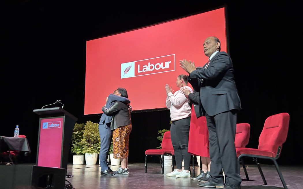 Mahuta and Hipkins at the 2024 annual Labour Party conference.