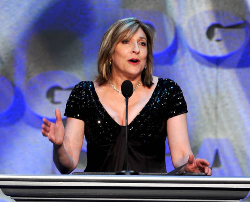 : Director Lesli Linka Glatter.
