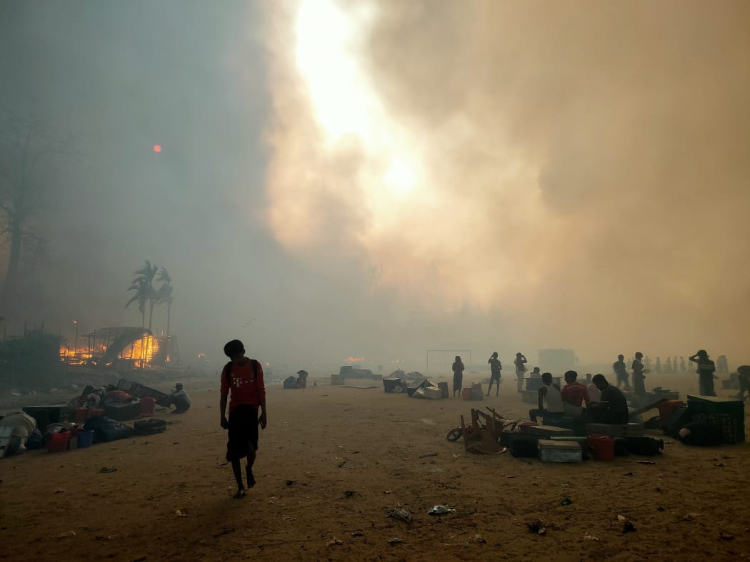 A huge fire swept through Rohingya refugee camps in southern Bangladesh, destroying thousands of homes.