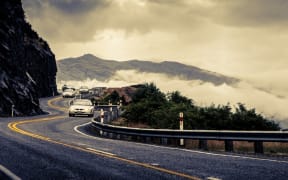 On the Lake Wakatipu road