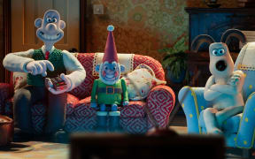 Wallace & Gromit: Vengeance Most Fowl (2024) with Wallace, Norbot and Gormit.