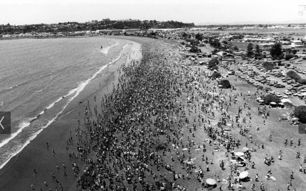 People flocked to Westshore Beach in 1984 for a ping pong ball drop.