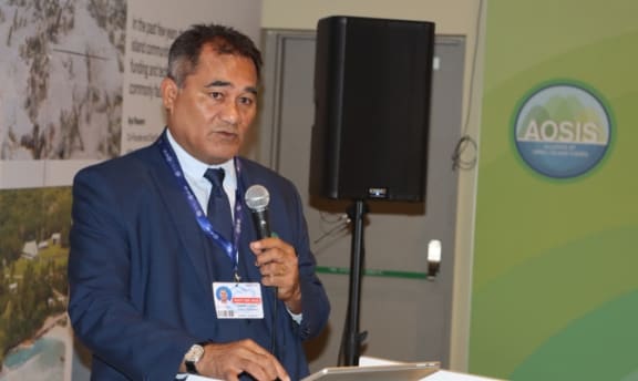 Toeolesulusulu Cedric Pose Salesa Schuster