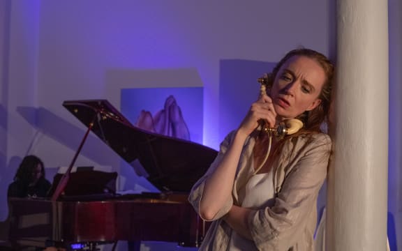 Pianist Gabriela Glapska and soprano Barbara Patterson - The Human Voice