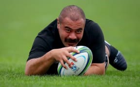 Karl Tu/inukuafe at All Blacks training.