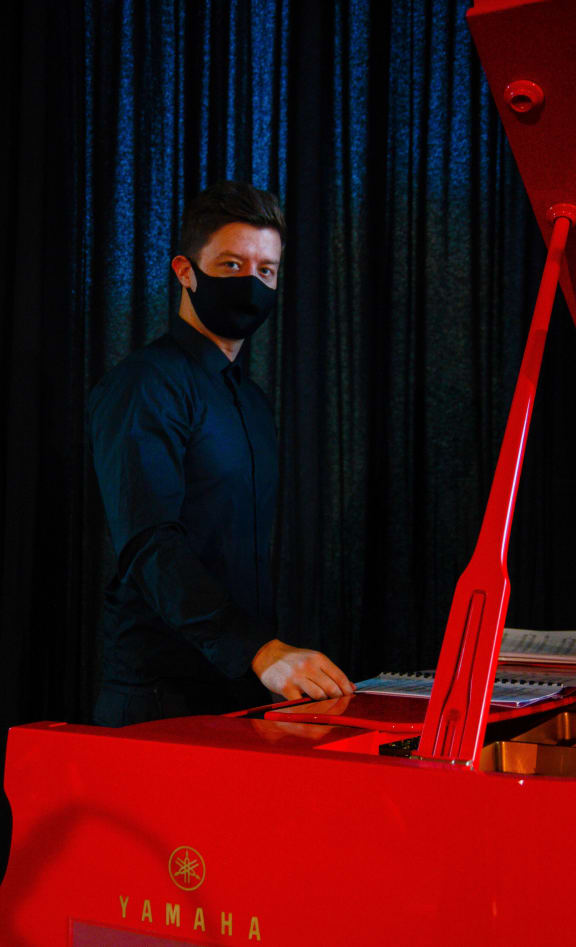 Pianist Bradley Wood