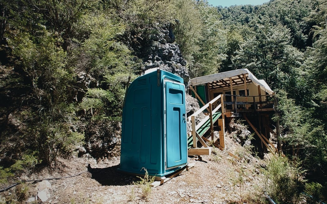 A structure built at Sams Creek while Siren Gold undertakes exploration drilling work.