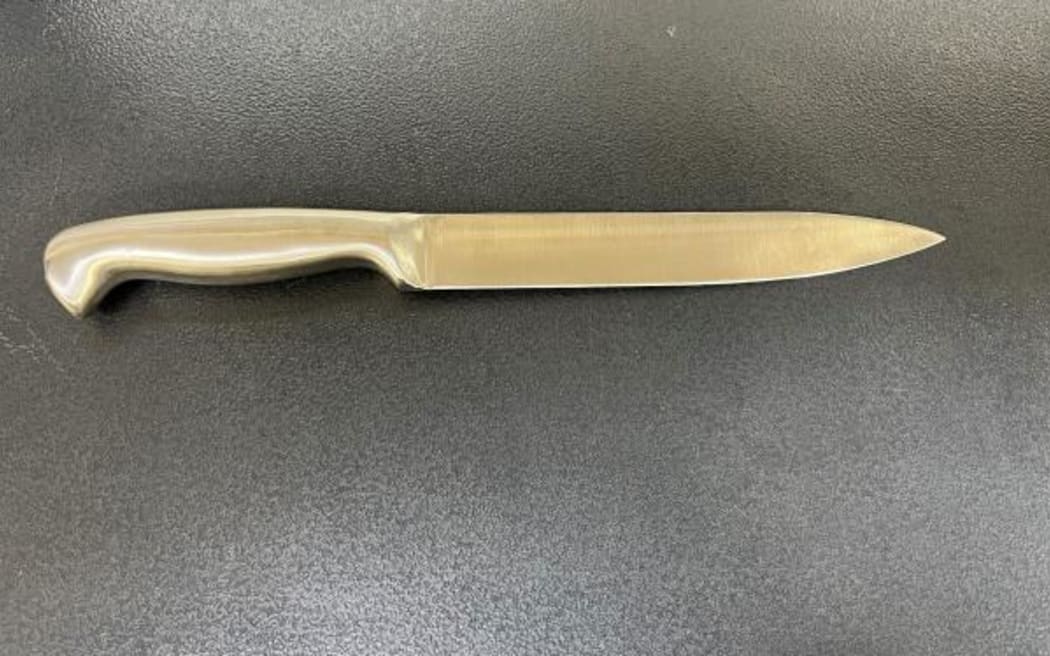 Police are searching for a knife similar to this one that could be in the Mārewa suburb of Napier.