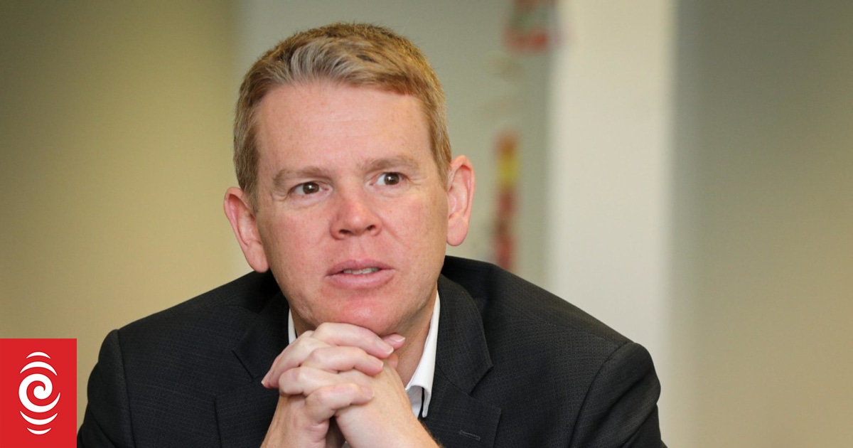 Labour's Chris Hipkins shies from curbing spending promises - Vimarsana News