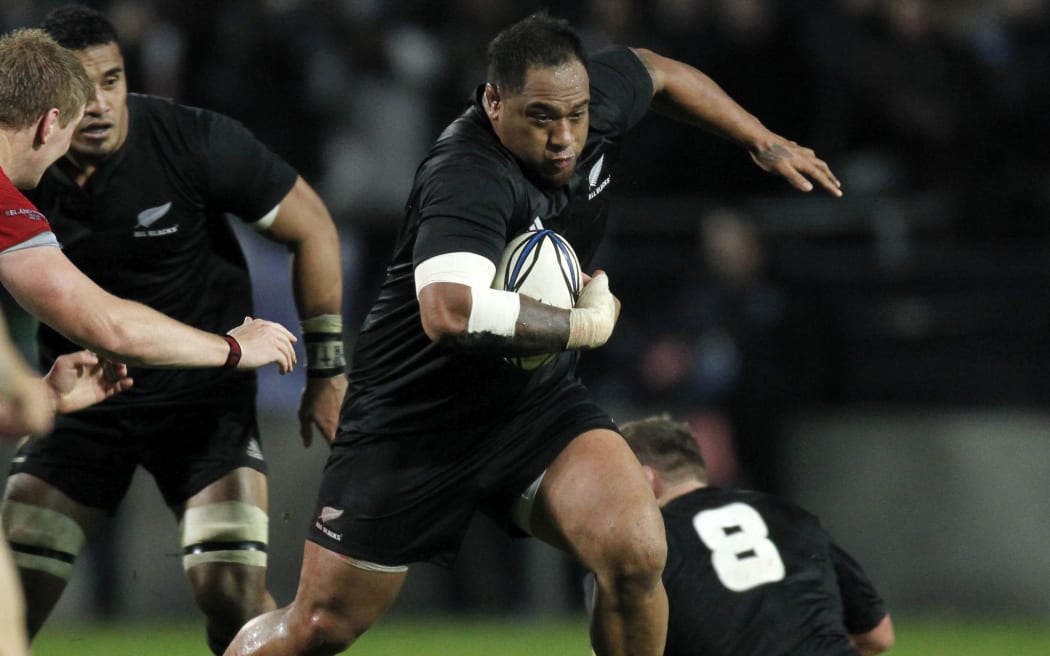 Neemia Tialata on the charge for the All Blacks against Wales in 2010.