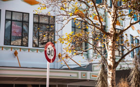 Speed limit sign