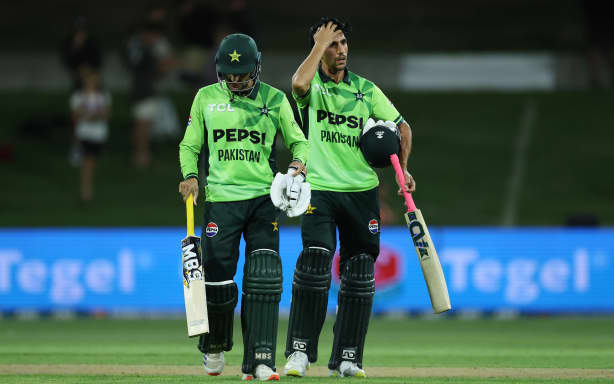 Spectators ejected from ODI after Pakistan cricketers allege verbal ...
