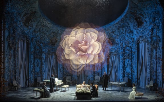 Opening scene of La Traviata at The Met