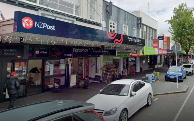 NZ Post to close more than 140 counters across the country | RNZ
