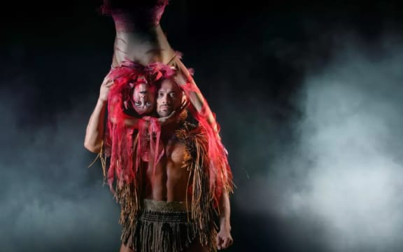 Hatupatu, Kurungaituku: A forbidden love