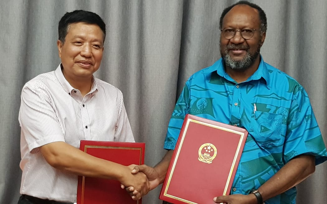 Liu Guan and Charlot Salwai.