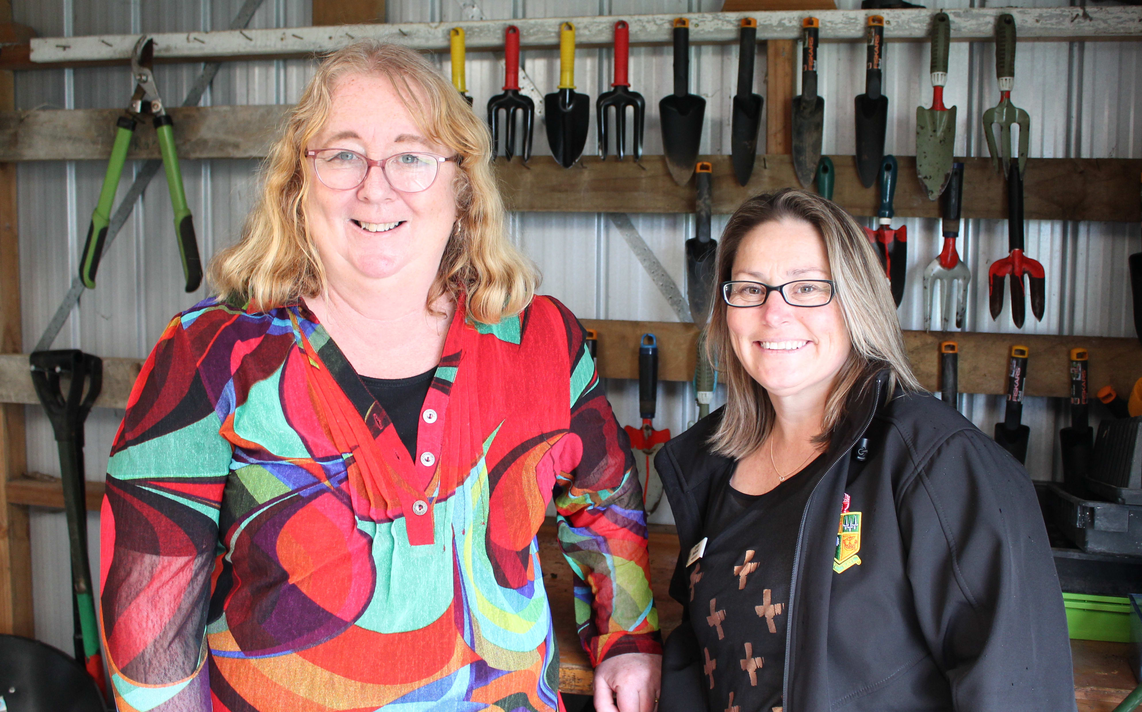 Hilary Johnson (L) and Carolyn Pentecost