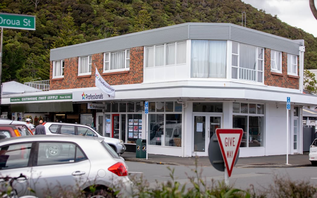 Eastbourne fruit shop to be turn into apartments