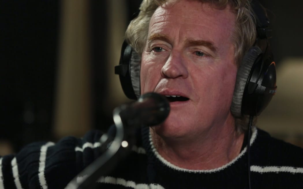 Don McGlashan performing at Radio New Zealand