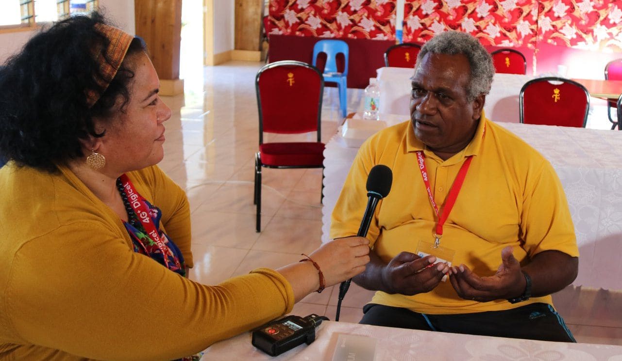 André Qaeze  (R) of Radio Djiido in New Caleodnia