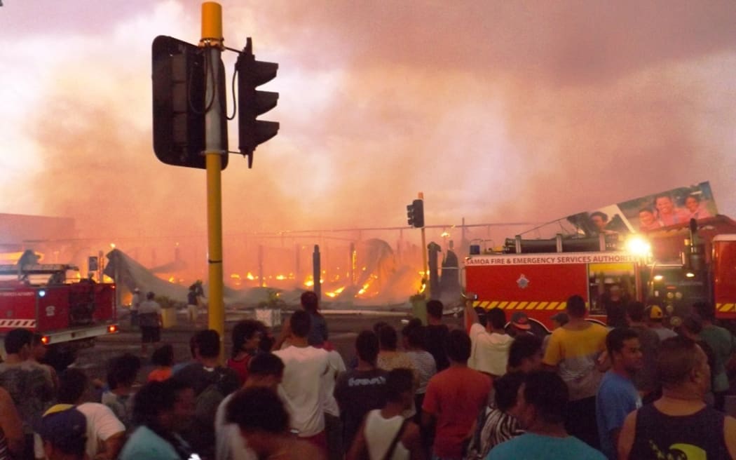Samoa's main flea market at Savalalo in Apia has been completely destroyed by fire.