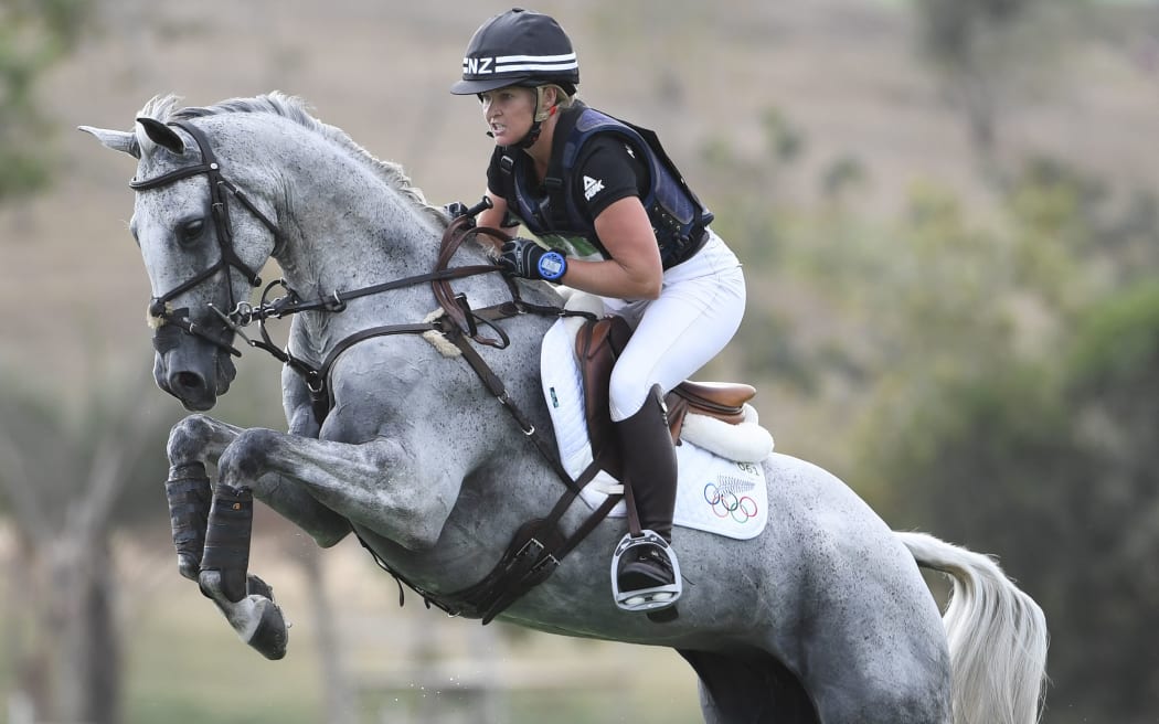 Jonelle Price on Faerie Dianimo competes in the Eventing's Individual Cross Country.