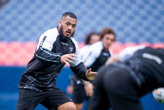Leeson Ah Mau at a Kiwis training run in Denver.