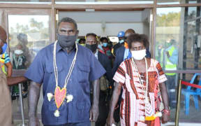 Bougainville President Ishmael Toroama arrives with his delegation for talks with Papua New Guinea's government in Kokopo, East New Britain, 16 May 2021.