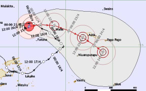 Tracking map for cyclone Amos