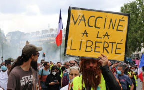For the third week in a row, anti-vaccine and anti-health pass demonstrations continued in France amid rising COVID-19 infection rates.