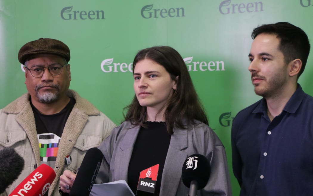 Green Party co-leader Chlöe Swarbrick with Te Mātāwaka caucus chairperson Teanau Tuiono and musterer Ricardo Menéndez March at a press conference on 28 July, 2024.