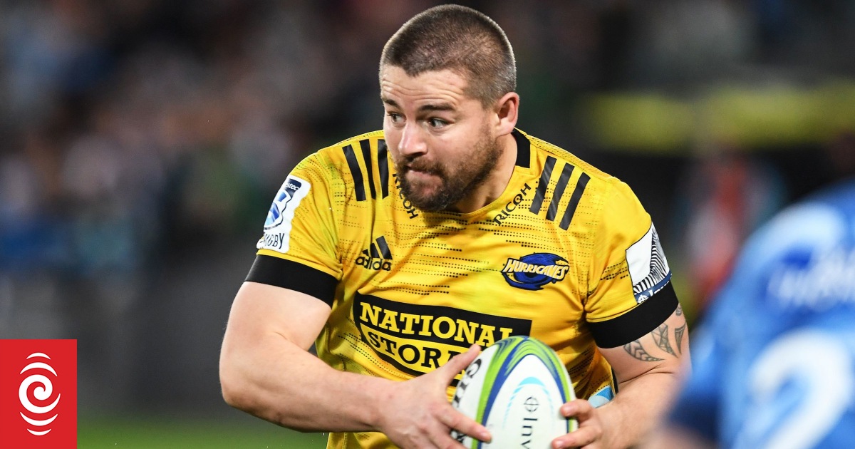 Hurricanes face Super Rugby litmus test against Chiefs