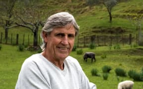 Murray Ball at home in Gisborne, New Zealand. Tuesday September 17, 2007.
