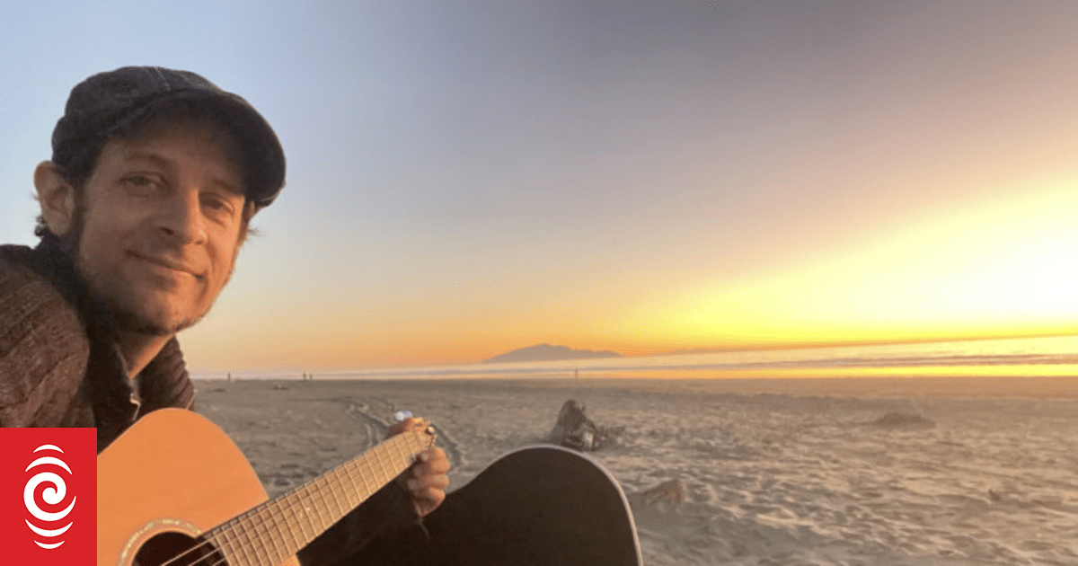 Why does music cross borders and boundaries? | RNZ