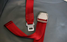 Airplane seat belt