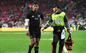 Waisake Naholo leaves the field