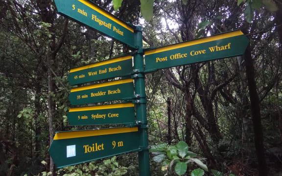 stewart island signs