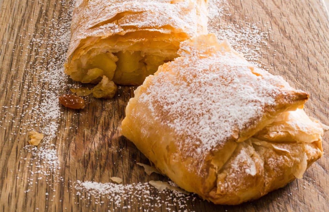 Apple strudel