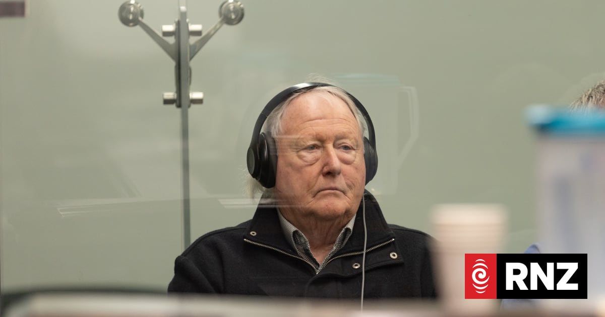Loafers Lodge fire trial: Director neglected his duties, prosecutor argues