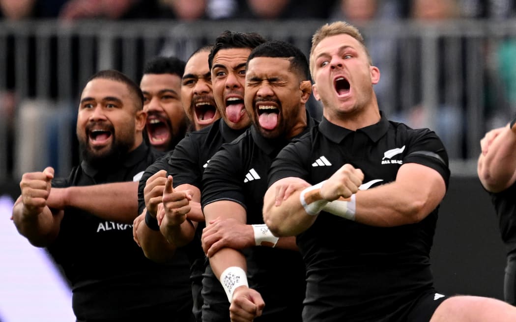 New Zealand perform the haka during The Rugby Championship & Bledisloe Cup match between the New Zealand All Blacks and the Australia Wallabies at Forsyth Barr Stadium on 5 August in Dunedin.