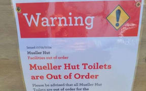 The Mueller Hut Route at at Aoraki Mount Cook National Park has been temporarily closed to day trekkers because the toilets at one of its huts are almost full.