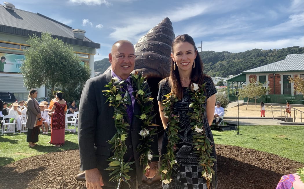 Cook Islands PM Mark Brown and New Zealand PM Jacinda Ardern at dedication of Te Reo Hotunui o Te Moana Nui a Kiwa, the Pacific Islands Memorial at Pukeahu.